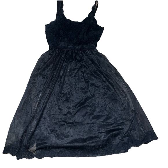 Vintage Shadowline Black Lingerie Sweep Lace Bodice Long Nightgown